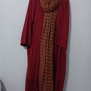 Elegant Red Dress with Patterned and embroidery